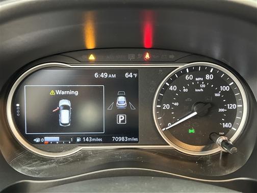 2019 Nissan Kicks SR