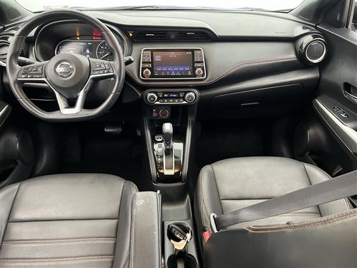 2019 Nissan Kicks SR