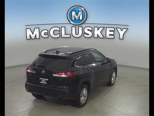 2024 Toyota Corolla Cross LE