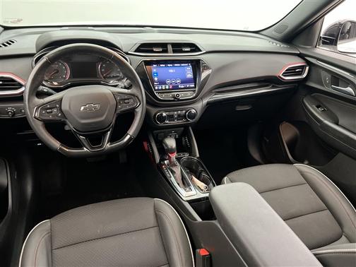 Summit White 2022 Chevrolet Trailblazer RS