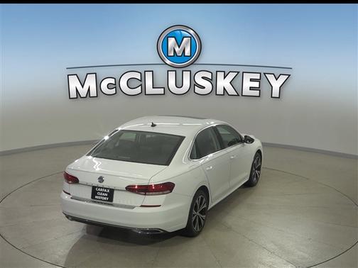 2022 Volkswagen Passat 2.0T SE