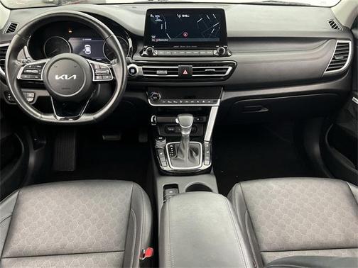 2022 Kia Seltos SX Turbo