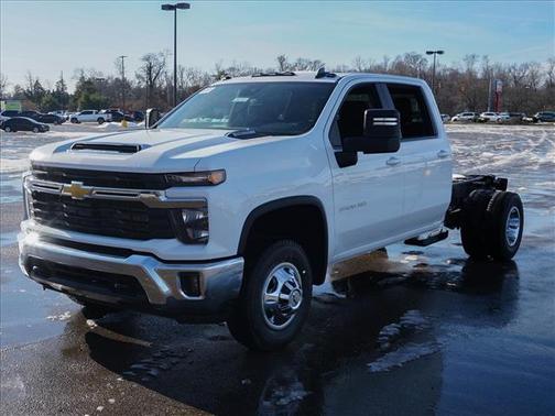 2026 Chevrolet Silverado 3500 LT