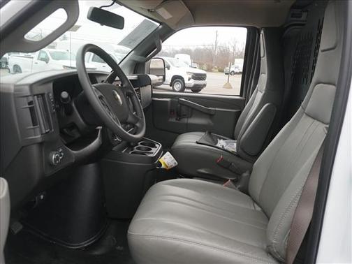 2025 Chevrolet Express 2500 RWD 2500 Extended Wheelbase WT