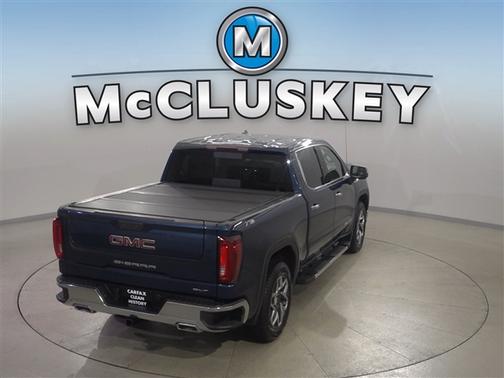 Pacific Blue Metallic 2022 GMC Sierra 1500 SLT
