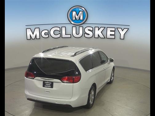 2018 Chrysler Pacifica Hybrid Touring L