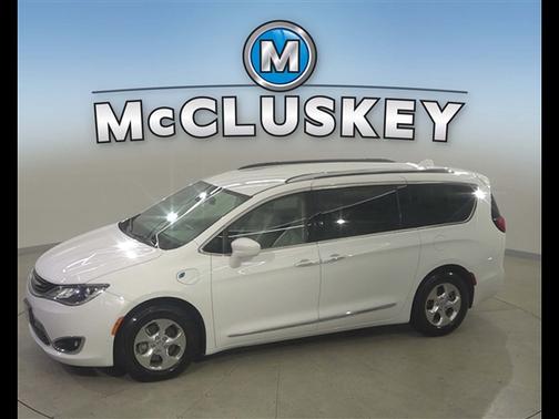 2018 Chrysler Pacifica Hybrid Touring L
