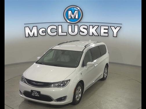 2018 Chrysler Pacifica Hybrid Touring L