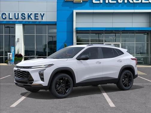 Summit White 2026 Chevrolet Trax FWD ACTIV