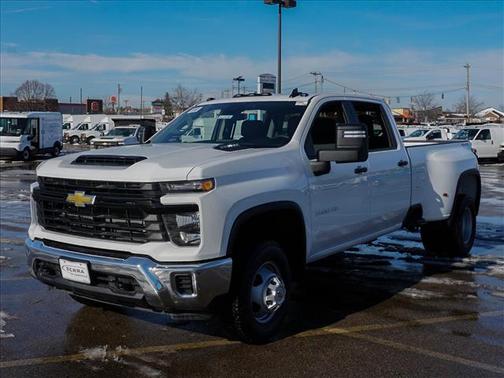2026 Chevrolet Silverado 3500 WT