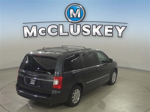 2014 Chrysler Town & Country Touring