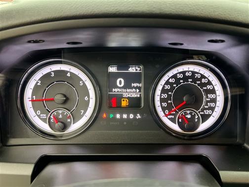 Bright White Clearcoat 2022 RAM 1500 Tradesman