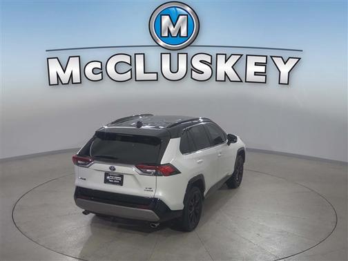 2022 Toyota RAV4 Hybrid SE