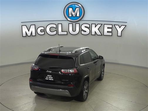 Diamond Black Crystal Pearlcoat 2020 Jeep Cherokee Limited