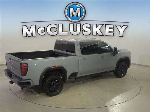 Thunderstorm Gray 2024 GMC Sierra 2500 AT4