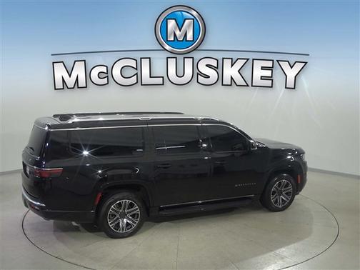 Diamond Black Crystal Pearlcoat 2024 Jeep Wagoneer L Series I 4x4