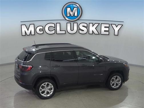 Baltic Gray Metallic Clearcoat 2024 Jeep Compass Latitude