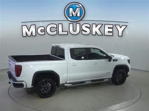 Summit White 2022 GMC Sierra 1500 AT4
