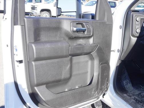 2025 Chevrolet Silverado 3500 WT