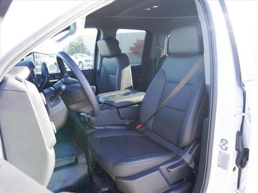 2025 Chevrolet Silverado 3500 WT