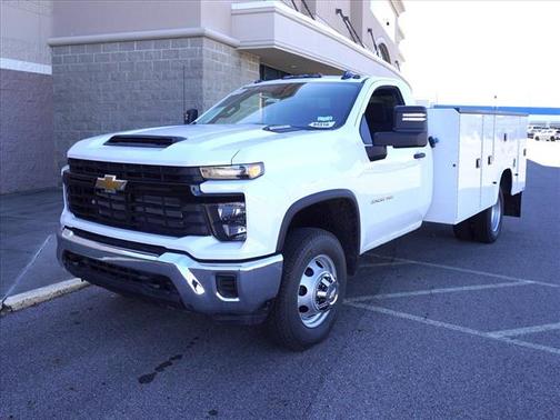 2025 Chevrolet Silverado 3500 WT