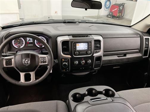 Granite Crystal Metallic Clearcoat 2024 RAM 1500 Classic SLT