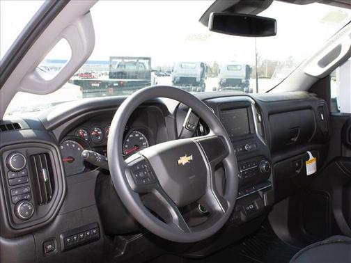 2025 Chevrolet Silverado 3500 WT