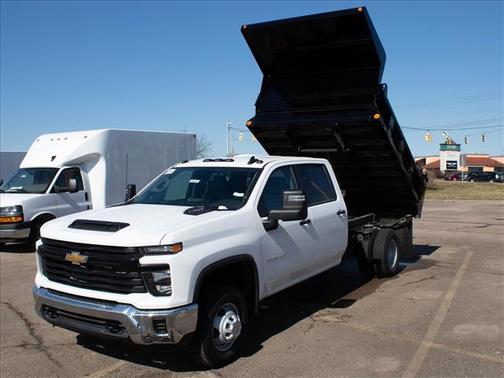 2025 Chevrolet Silverado 3500 WT