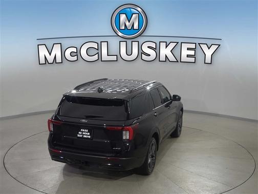 AGATE BLACK METALLIC 2025 Ford Explorer ST-Line