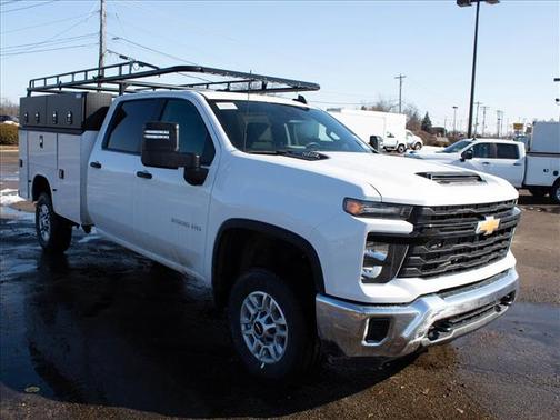2025 Chevrolet Silverado 3500 WT