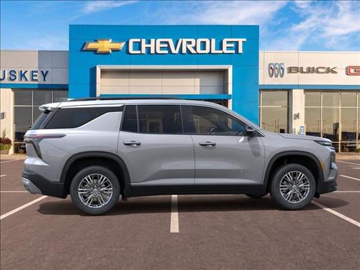 Sterling Gray Metallic 2026 Chevrolet Traverse LT