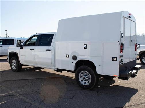 Summit White 2026 Chevrolet Silverado 3500 WT