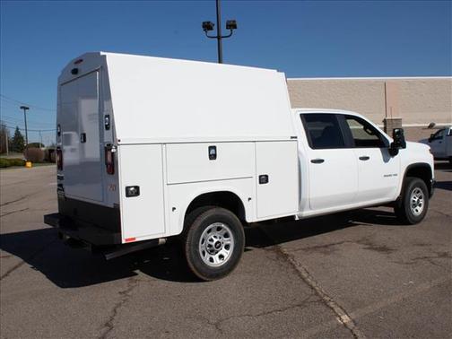 Summit White 2026 Chevrolet Silverado 3500 WT