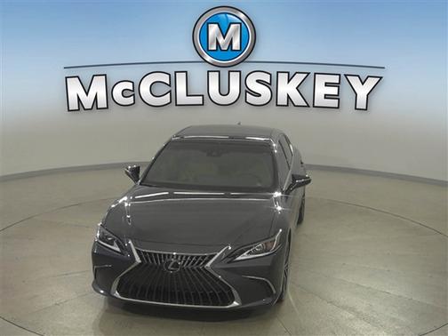 2023 Lexus ES 350 Base