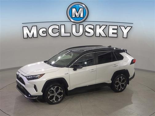 Blizzard Pearl/Midnight Black Metallic 2022 Toyota RAV4 Prime XSE