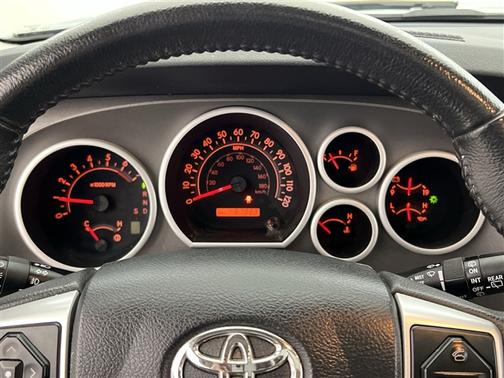 2016 Toyota Sequoia SR5