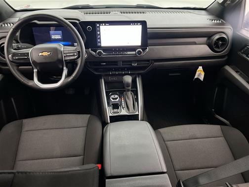 Summit White 2025 Chevrolet Colorado WT