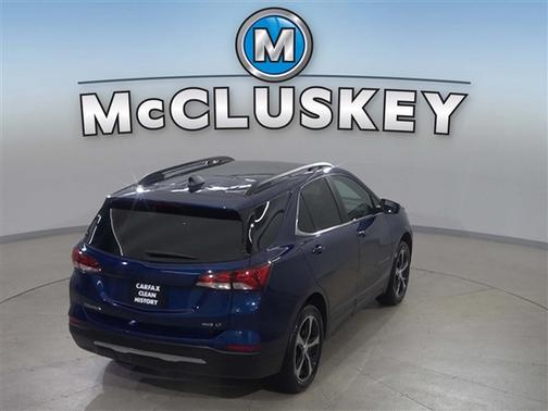 Blue Glow Metallic 2023 Chevrolet Equinox 1LT