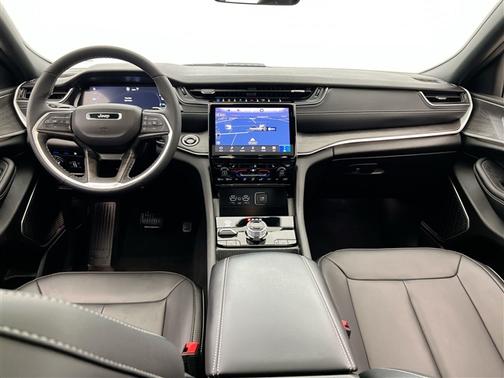 2025 Jeep Grand Cherokee 4xe Base