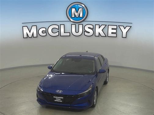 2022 Hyundai ELANTRA SE