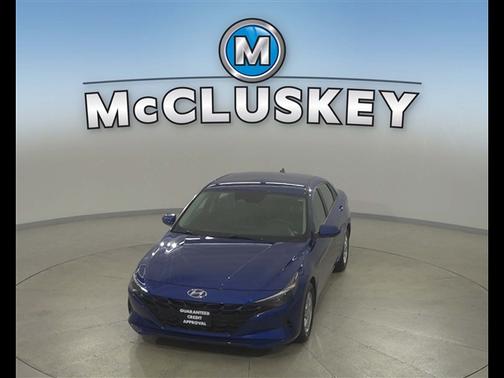2022 Hyundai ELANTRA SE