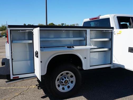 2025 Chevrolet Silverado 3500 WT