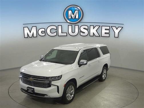 Summit White 2022 Chevrolet Suburban Premier