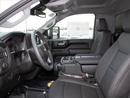 Summit White 2026 Chevrolet Silverado 3500 WT