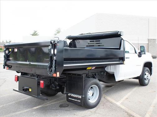 Summit White 2026 Chevrolet Silverado 3500 WT