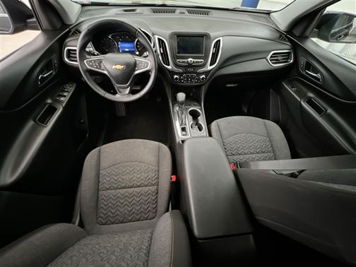 Mosaic Black Metallic 2023 Chevrolet Equinox 1LT