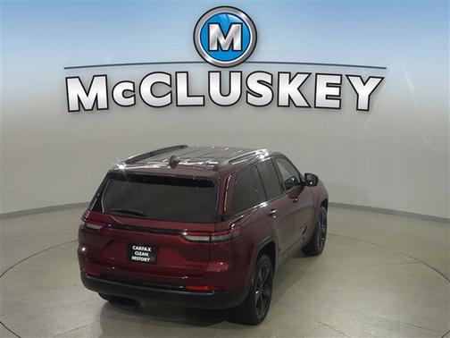 Velvet Red Pearlcoat 2023 Jeep Grand Cherokee Limited