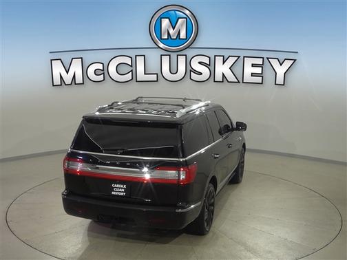 INFINITE BLACK 2021 Lincoln Navigator Reserve