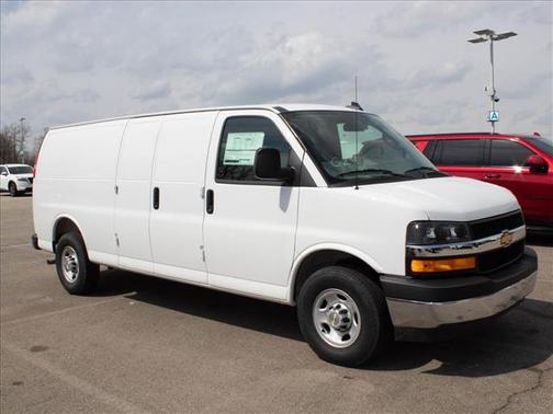 Summit White 2026 Chevrolet Express 2500 2500 Extended Wheelbase, WT, RWD