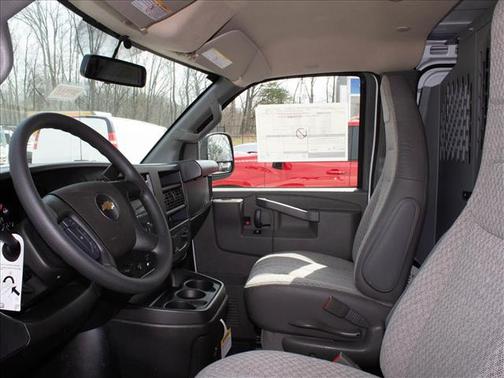 Summit White 2026 Chevrolet Express 2500 2500 Extended Wheelbase, WT, RWD